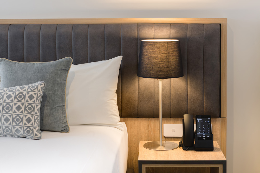 214 rooms & suites